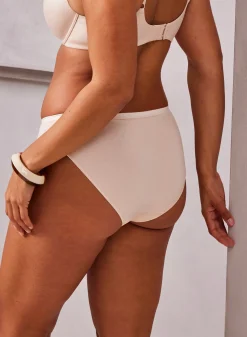 Anna Trusser - Beige