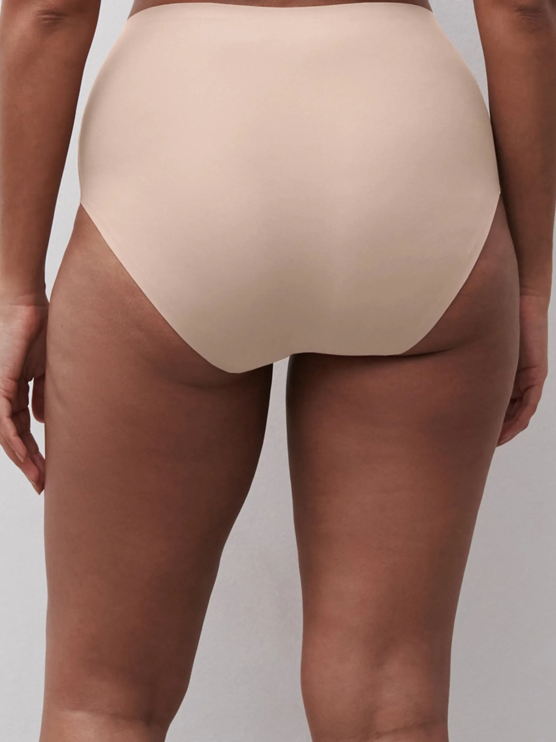 Højtaljet trusse - one size + - Golden Beige