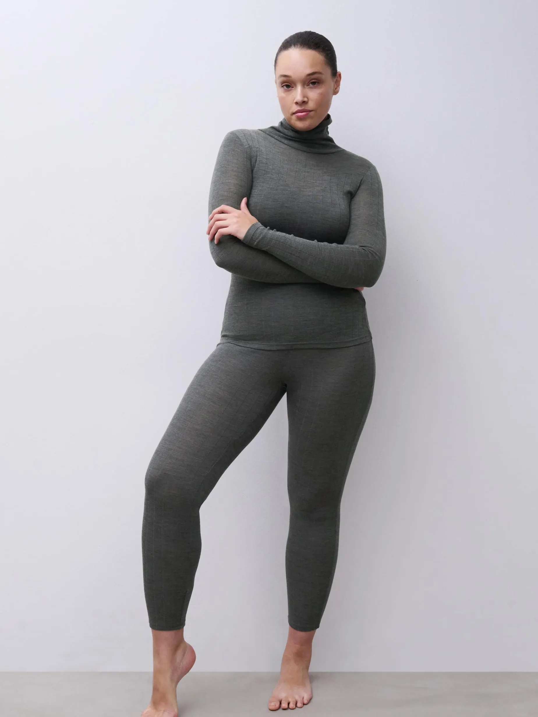 Rullekravebluse med langt ærme - merinould og silke - Slate Grey