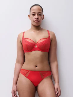 String - Red
